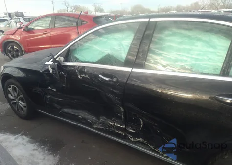 2016 Mercedes-Benz C 300 Sport 4Matic/Luxury 4Matic/4Matic from USA, damaged, VIN 55SWF4KB9GU136975